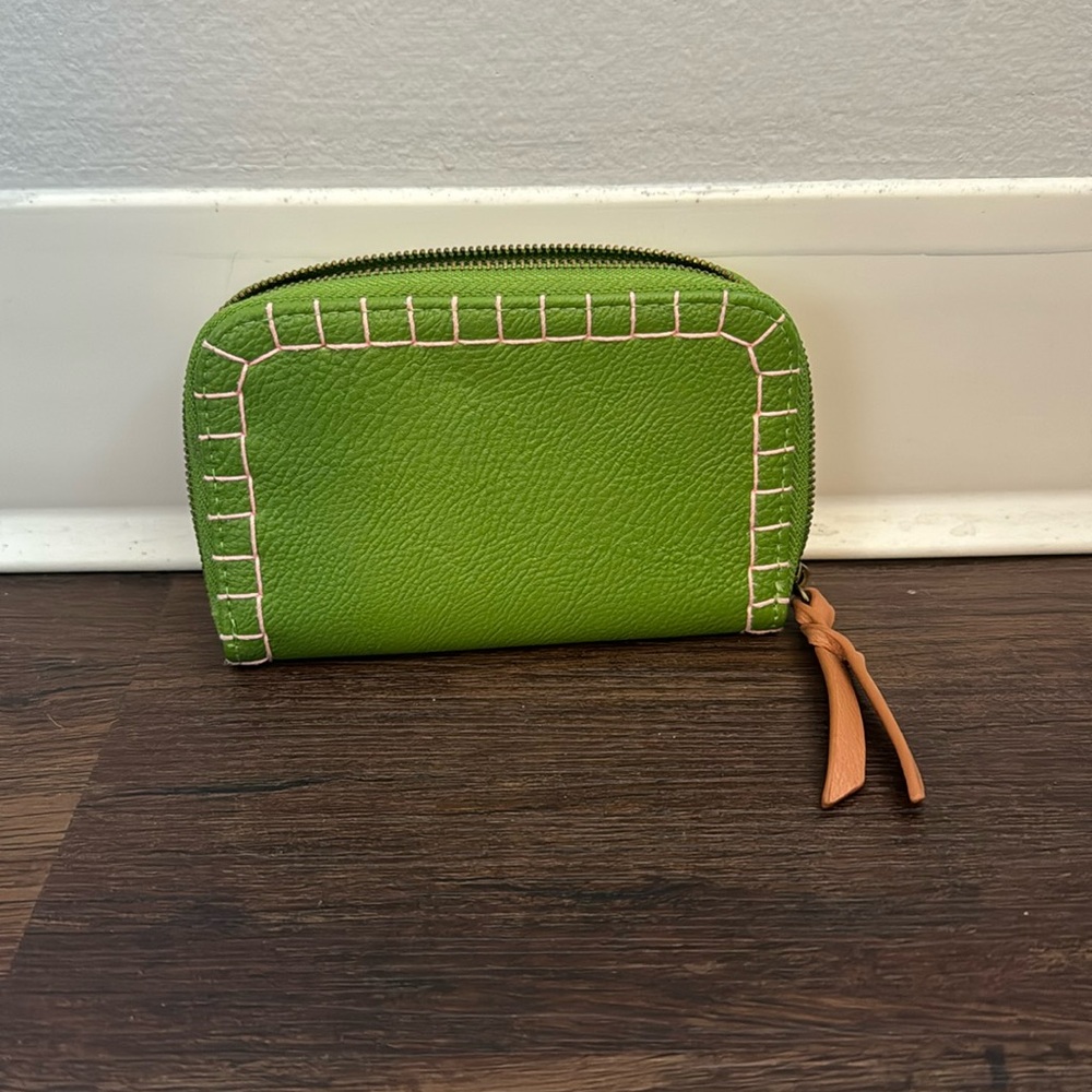 Universal Thread Small Green Wallet - image 1